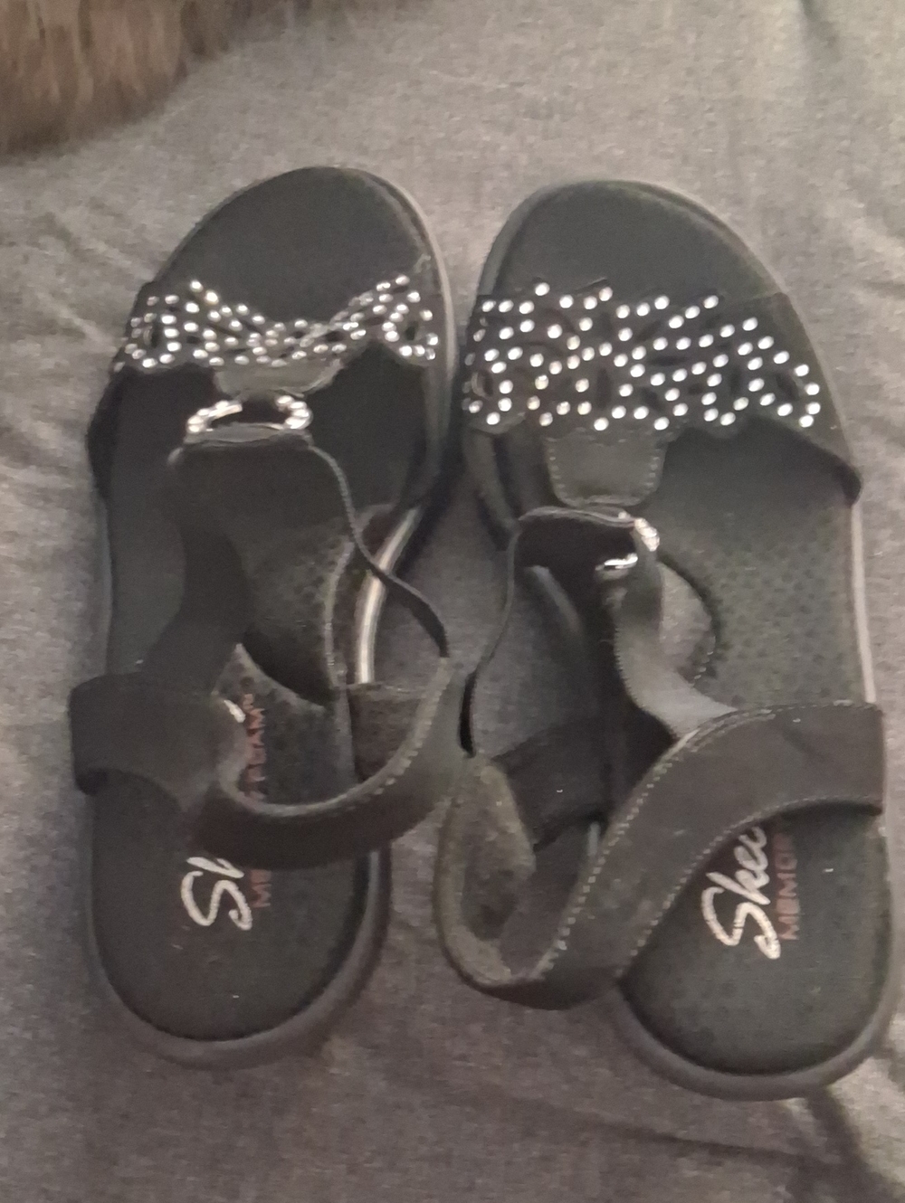 Skechers Black Women's Studded T- Strap Comfort Sandals